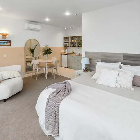 Asure Admirals View Motel Paihia Exterior photo